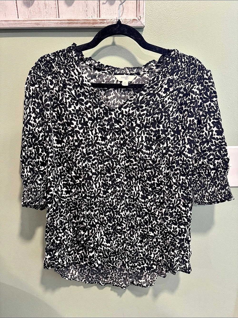 Terra & Sky Smock Yoke Top Black & White Blouse 0X